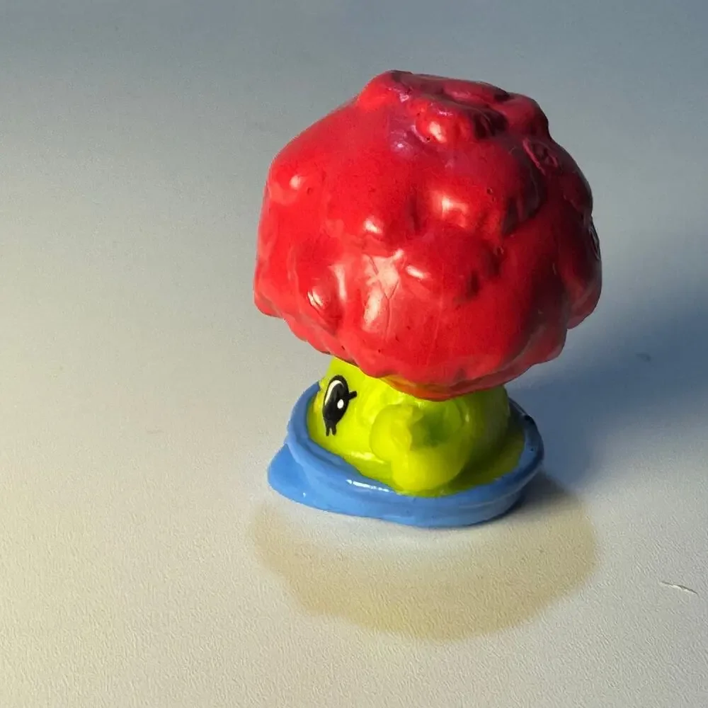 Shopkins Figurine Tiny Tree Season Four Red Green Blue Garden Common